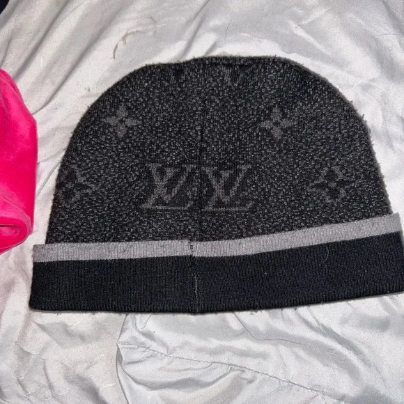 Louis Vuitton Bennie - Picture 3 of 5